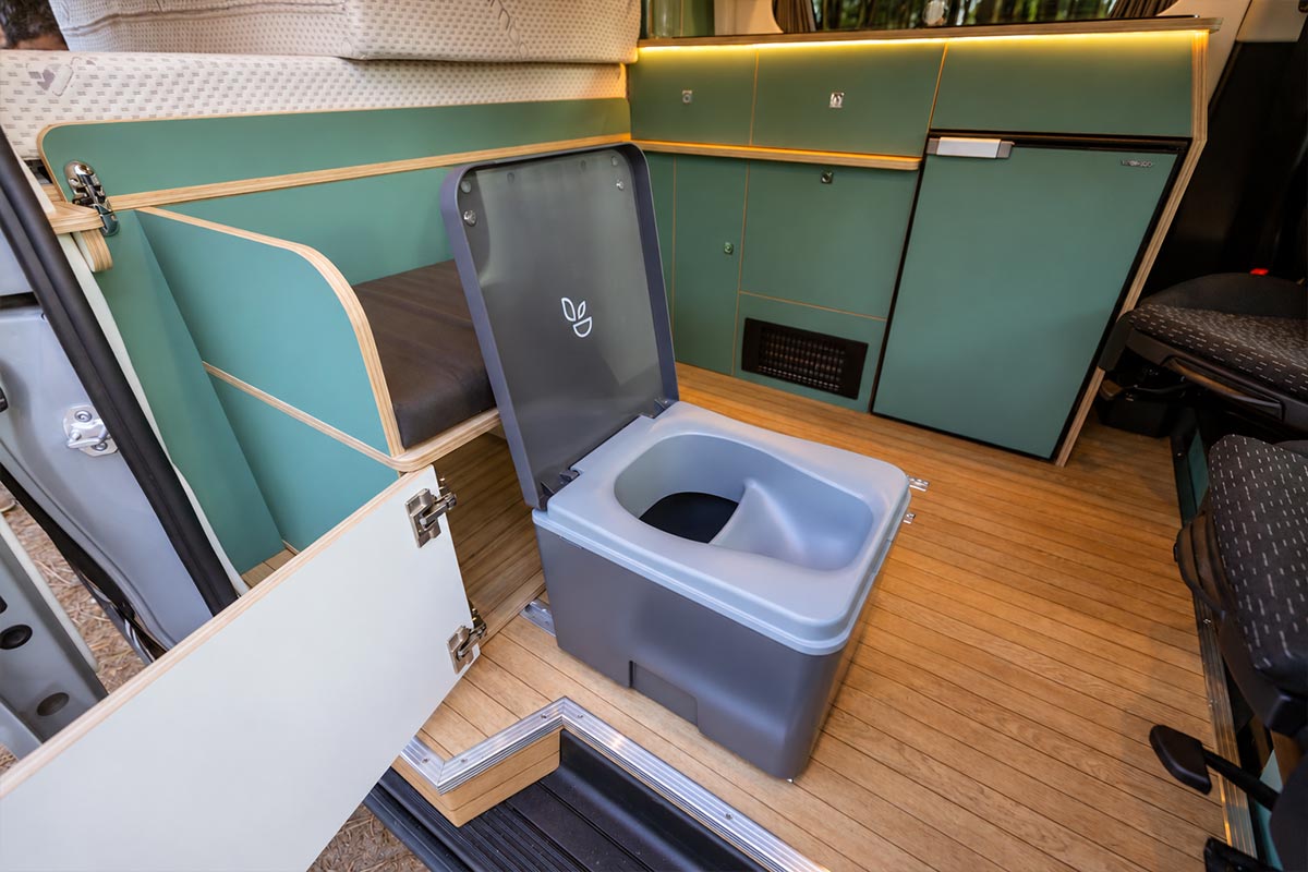 wc chimique de notre van aménagé